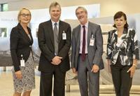 Staatssekretär besucht Vorzeigeunternehmen 3M Staatssekretär besucht Vorzeigeunternehmen 3M