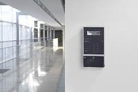 Das neue Terminal INTUS 5500 für die klassische Zeiterfassung mit Zusatznutzen Zutrittskontrolle