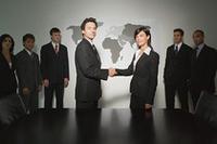 Falsche Personalentscheidungen kosten Millionen / Headhunter oder Personalberatung / Headhunter sind effizienter in der Personalauswahl