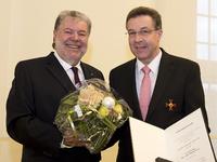 Ministerpräsident verleiht höchste Landesauszeichnung