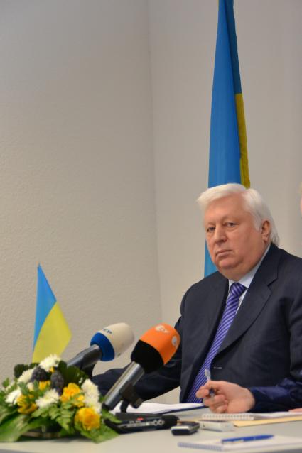 Generalstaatsanwalt der Ukraine traf sich mit deutschen und ukrainischen Journalisten (BILD)
