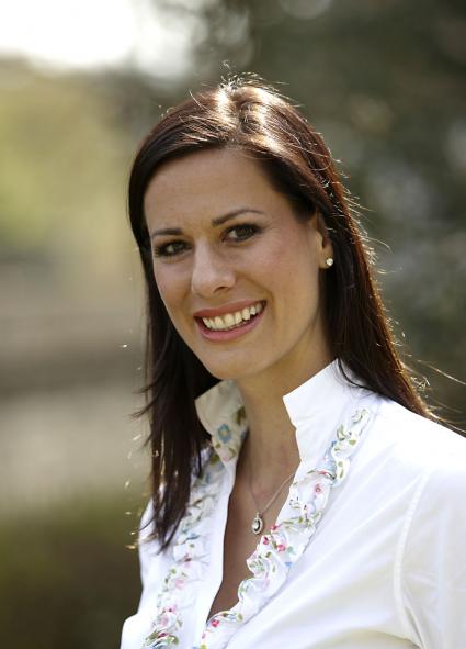 Generationenwechsel bei ParaMediForm: Simone Häcki wird neue Geschäftsführerin (BILD)