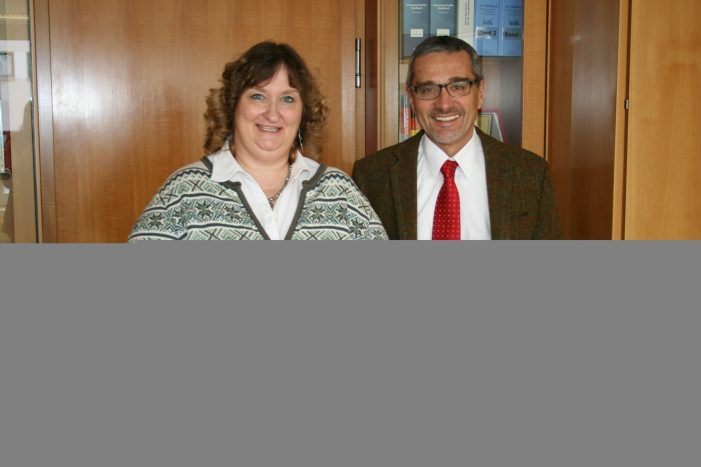 20-jähriges Dienstjubiläum bei der Rüsselsheimer Volksbank eG am 20. Februar 2013 20-jähriges Dienstjubiläum bei der Rüsselsheimer Volksbank eG am 20. Februar 2013