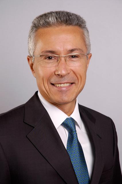 A.T. Kearney Partner Dr. Jürgen Rothenbücher wird neuer Präsident des DVAI (BILD)