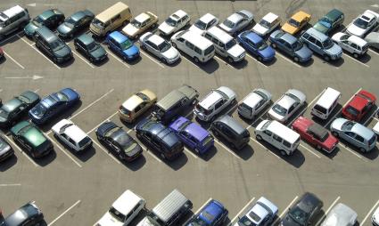 Parkplatz-Panik: Jeder Zweite hat Probleme mit kleinen Parklücken (BILD)