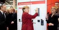 Neue Aufträge und prominenter Besuch auf der CeBIT