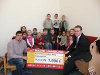 YXLON und Radio Hamburg schicken Kitakinder in die Ferien