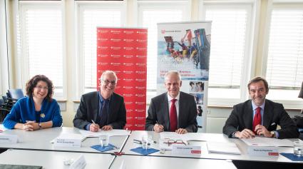 Santander unterstützt die Universität Bremen – Abkommen über eine Zusammenarbeit unterzeichnet – Finanzielle Förderung und Vergabe von 20 Stipendien (BILD)