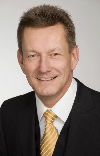 Dr. Carl Heinz Daube verstärkt den Aufsichtsrat der Pall Mall Investment Management GmbH (BILD)