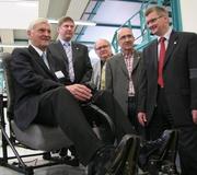 Astronaut Ernst Messerschmid  besucht die WITTENSTEIN AG:  Ein Forscher im All und im Alltag