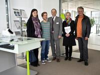 Ausnahmetalent Felix Klieser besucht W&H Dentalwerk Bürmoos