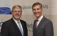 Harald Schaub neuer Vorsitzender der Chemieverbände // Chemiearbeitgeber besorgt um Ansehen der Wirtschaft