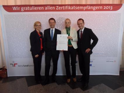 Familienbewusster Arbeitgeber: Media-Saturn erneut mit dem Zertifikat zum audit berufundfamilie ausgezeichnet (BILD)