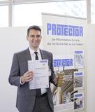 Hohe Anerkennung durch die Fachwelt: ABUS mit „Goldener Protector 2013“ geehrt