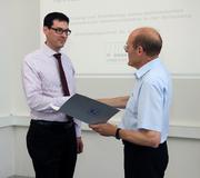 Prof. Dr. Artur Widera erhält den Lehrpreis 2013 der TU Kaiserslautern für seine herausragenden Leistungen in Forschung und Lehre!