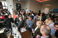 Teilnehmerrekord bei siebter Axis Partner-Roadshow