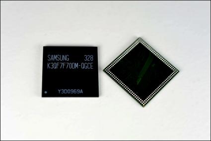 Samsung startet Massenproduktion des ersten LPDDR3 Mobile Memory mit der industrieweit höchsten Speicherkapazität von 3GB für den Einsatz in Smartphones (BILD)