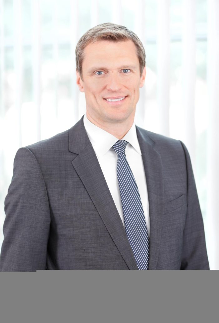 Hermann Schrögenauer neuer Vertriebsvorstand bei Zurich Leben (BILD)