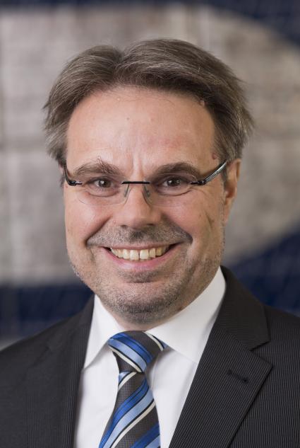 Michael Jungnitsch wird neuer Geschäftsführer des VDE-Prüfinstituts (BILD)