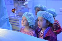 Gummibärchen-Bronchoskopie – Asklepios Fachkliniken Gauting beteiligen sich mit großem Erfolg an bundesweitem „Türöffner-Tag“ der „Sendung mit der Maus“