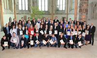 IHK Magdeburg ehrt die besten Prüfungsabsolventen des Jahres 2013